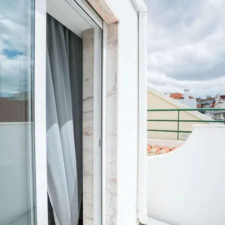 Principe Real Terrace 1br アパート