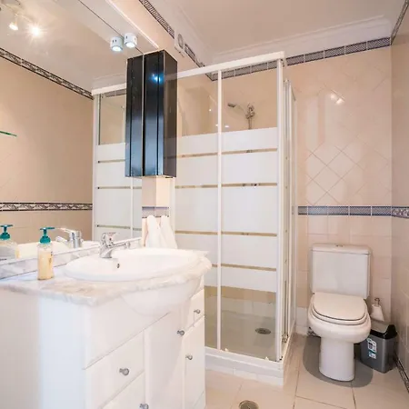 Principe Real Terrace 1br